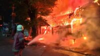 Dikira Bau Sampah Terbakar, Ternyata Empat Toko Di Kota Pekalongan Ludes Dilalap Api