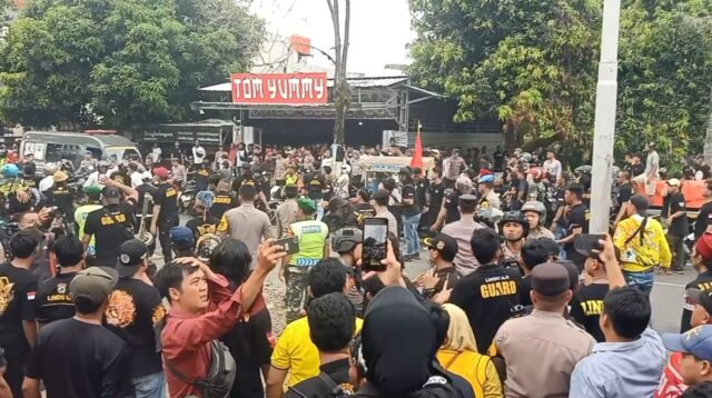 Buntut Ricuh di KPU Pekalongan, Pasangan Calon Nomor Urut 1 Lapor Polisi