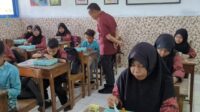 Ratusan Pelajar SDN 01 Wanarejan Pemalang MBG di Hari Bhakti Imigrasi